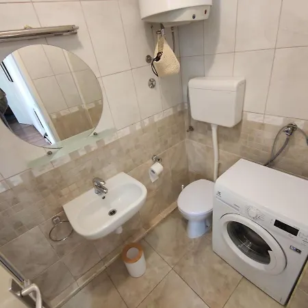 Tinelinn - Walls Задар