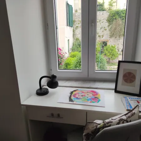 Tinelinn - Walls Apartment *