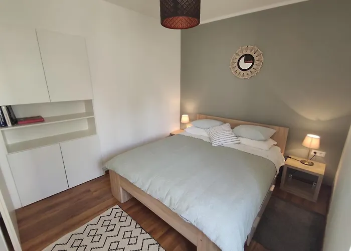 Apartment Tinelinn - Walls *