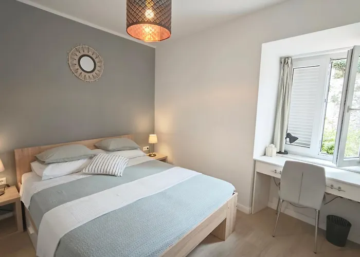 Tinelinn - Walls Apartment *